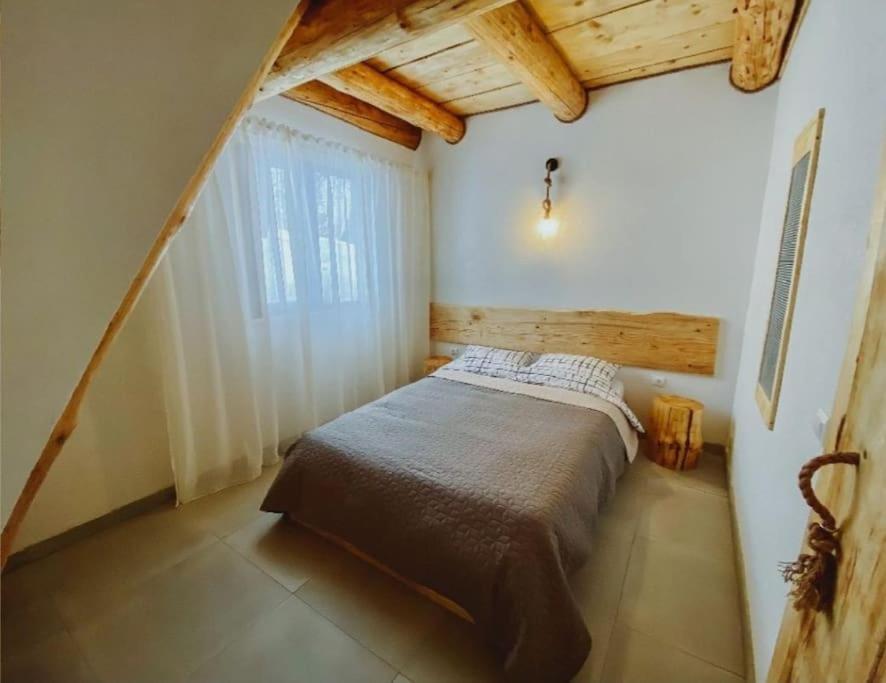 Aframehouse Surdesti (Maramures)
